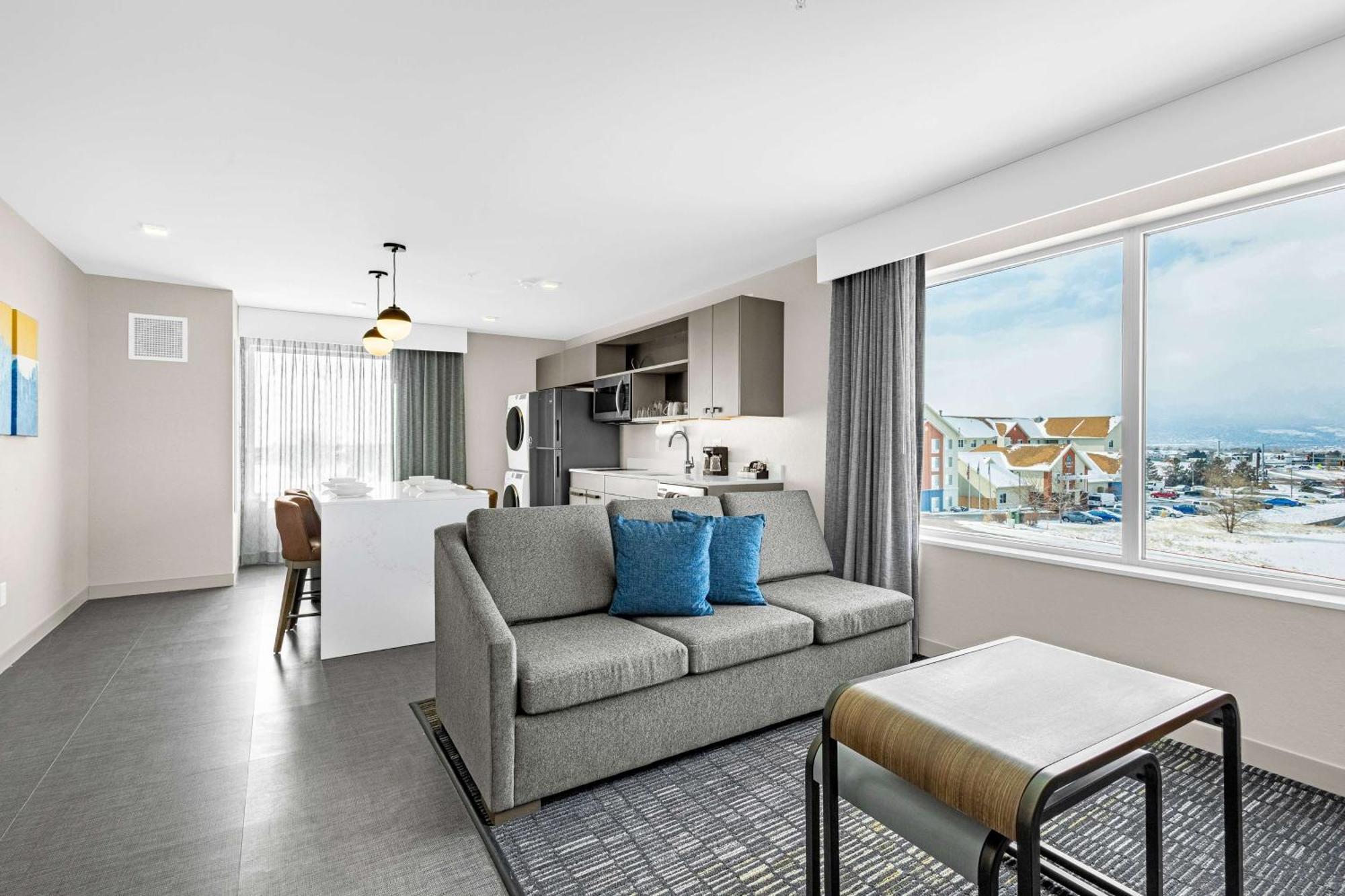 Homewood Suites By Hilton Colorado Springs Airport Buitenkant foto