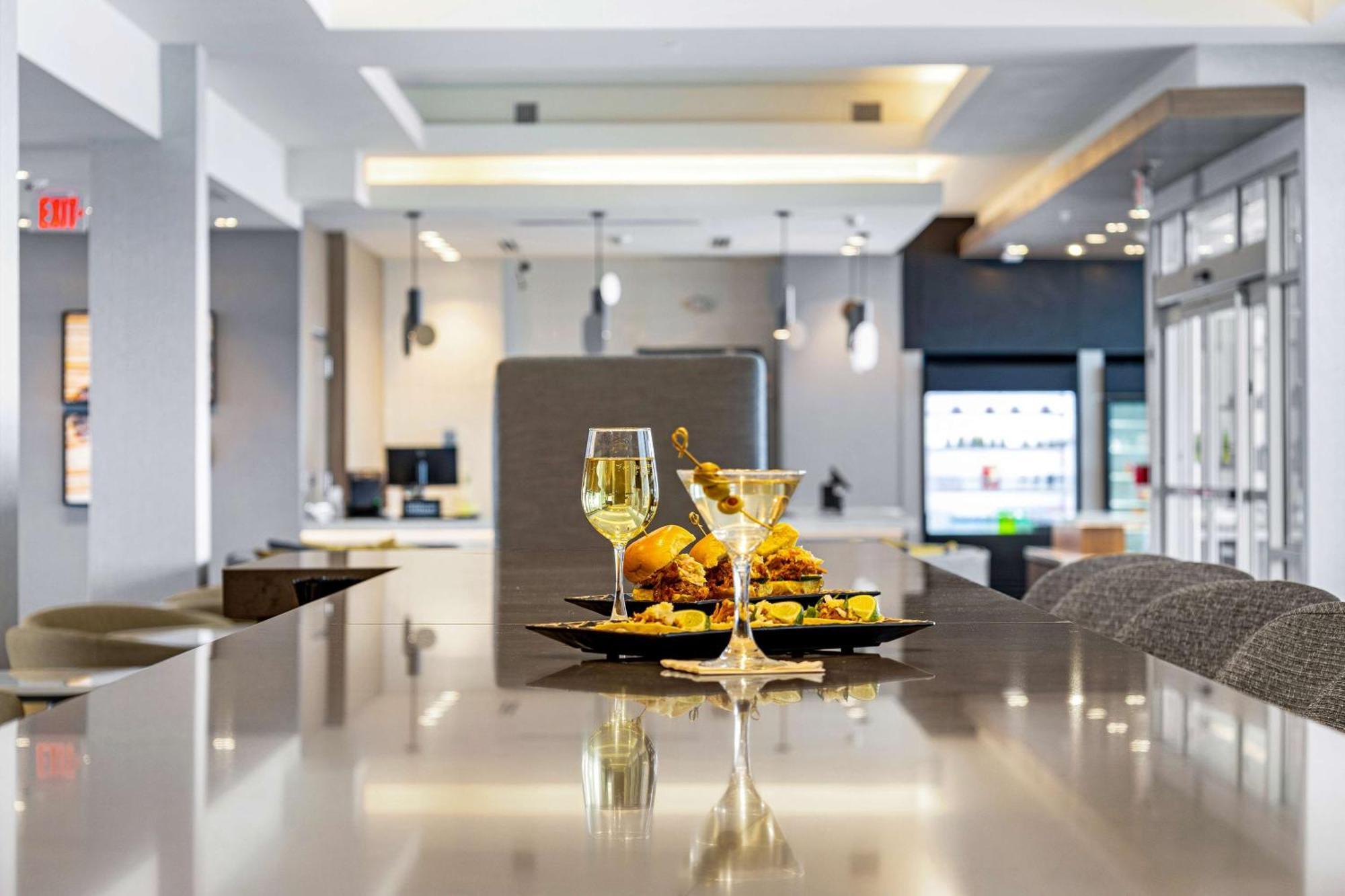 Homewood Suites By Hilton Colorado Springs Airport Buitenkant foto